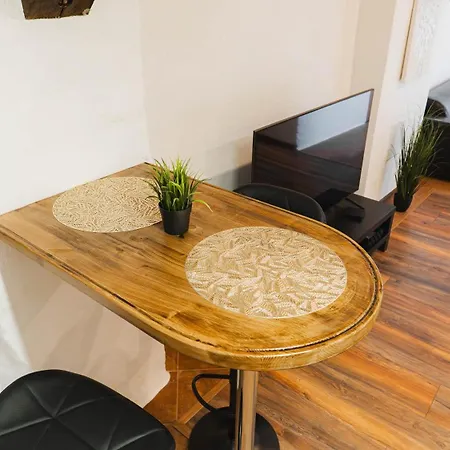 Saunaga Korter Linnas شقة *